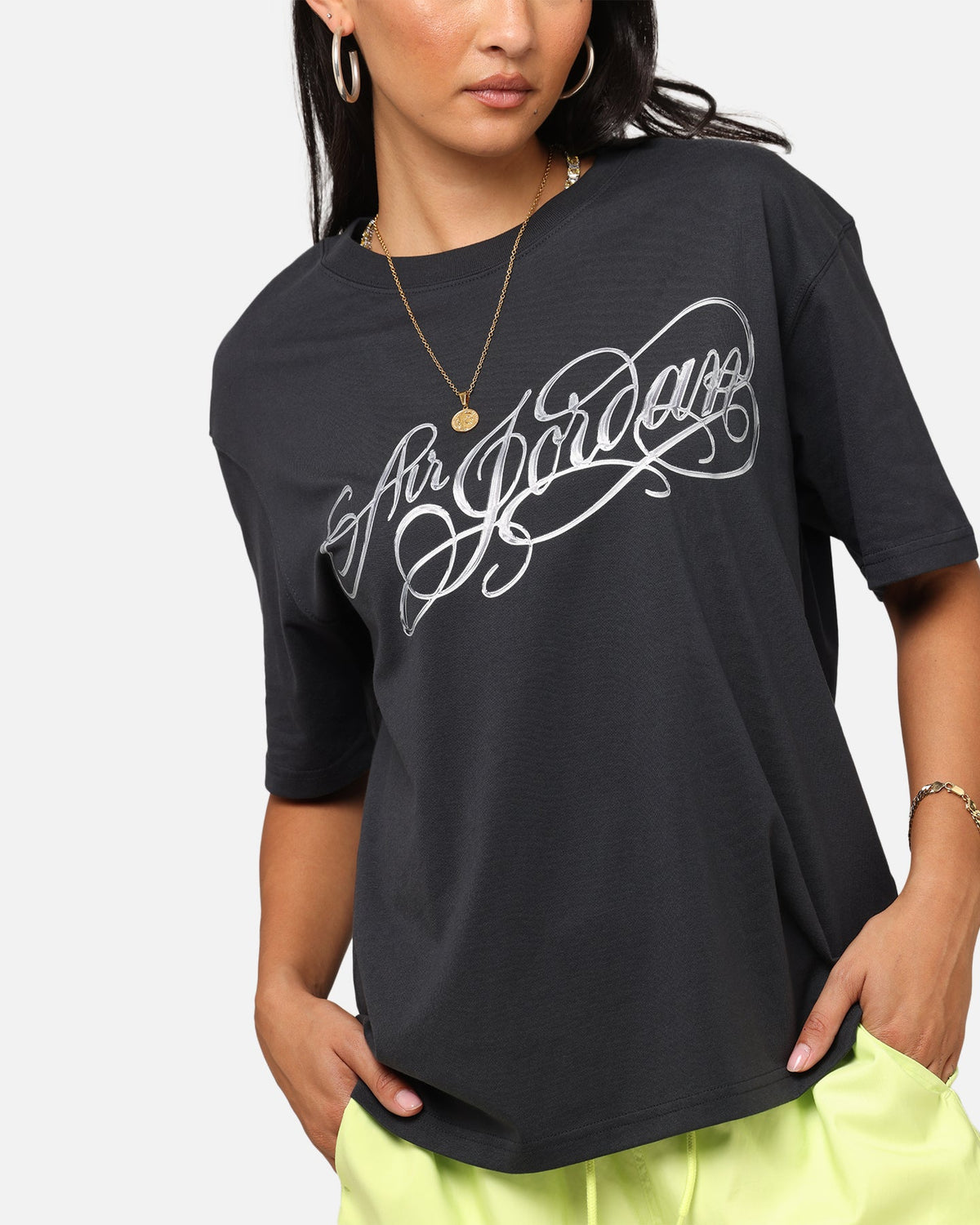 Jordan Women's Graphic Metallic T-Shirt Off Noir