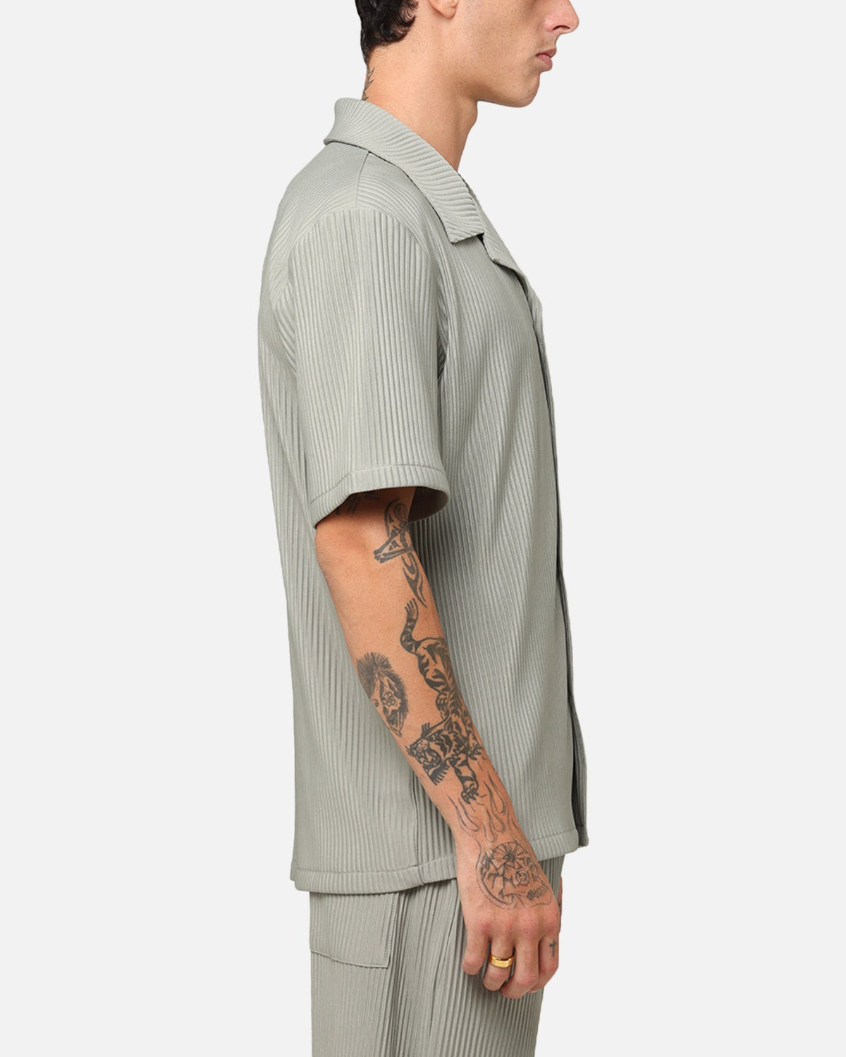 XXIII Pleated Button Up Shirt Olive