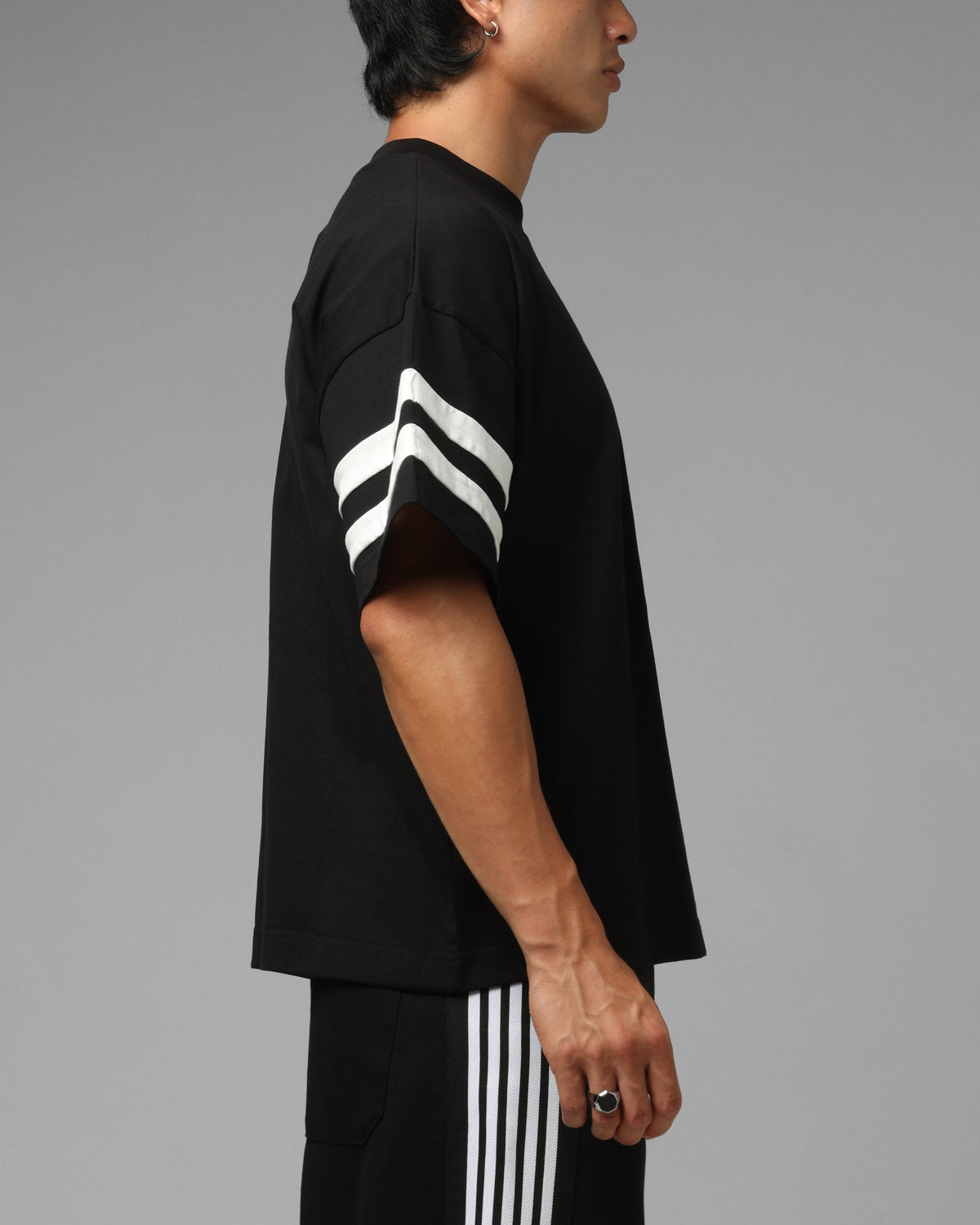 Loiter Hybrid Endzone T-Shirt Black