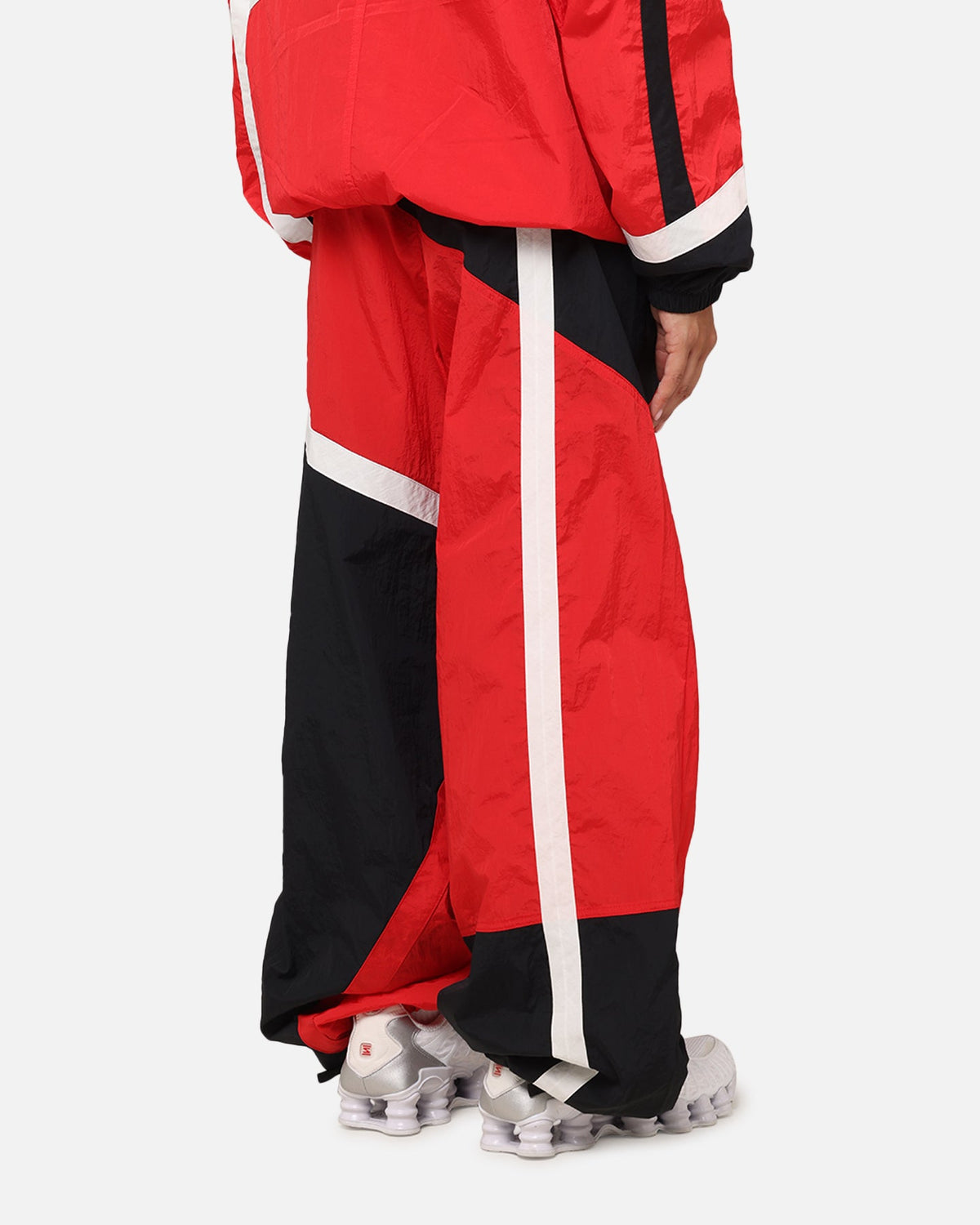 Nike Women's Sportswear Mid-Rise Street Woven Open-Hem Pants University Red/Black/Sail