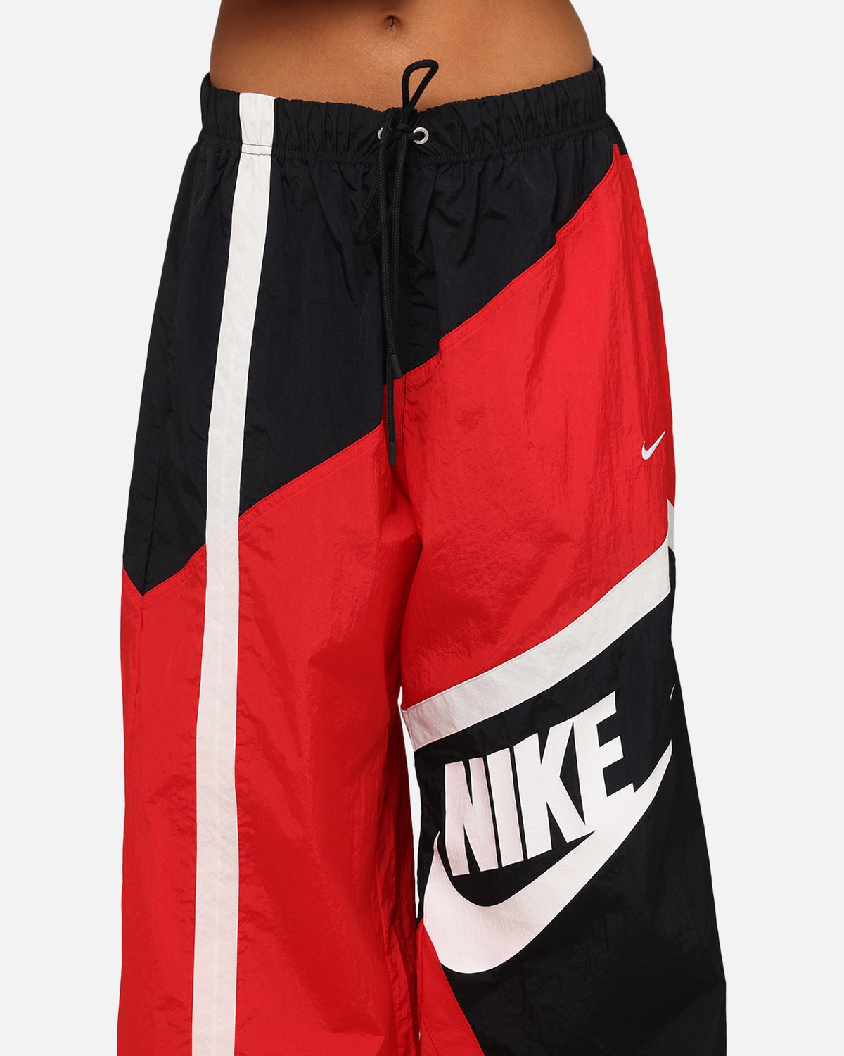 Nike Women's Sportswear Mid-Rise Street Woven Open-Hem Pants University Red/Black/Sail
