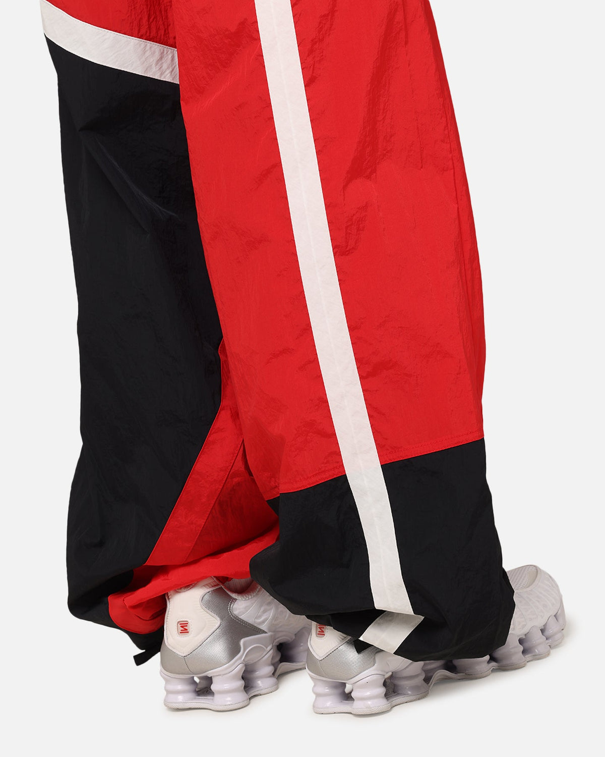 Nike Women's Sportswear Mid-Rise Street Woven Open-Hem Pants University Red/Black/Sail