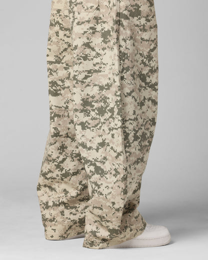 Loiter F-16 Balloon Jeans Digi Camo