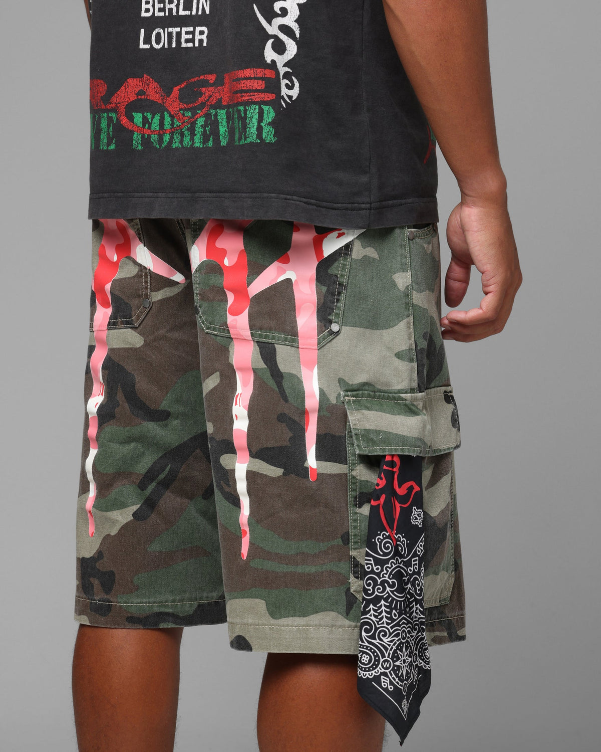 Loiter Star Born Cargo Shorts Camo