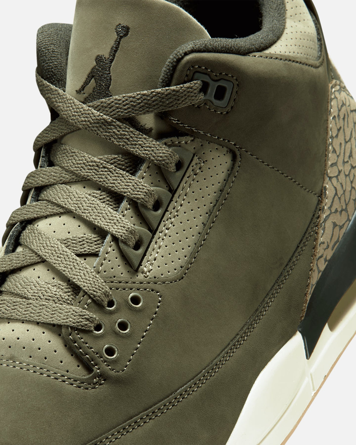 Jordan Air Jordan 3 Retro "Family Affair" Medium Olive