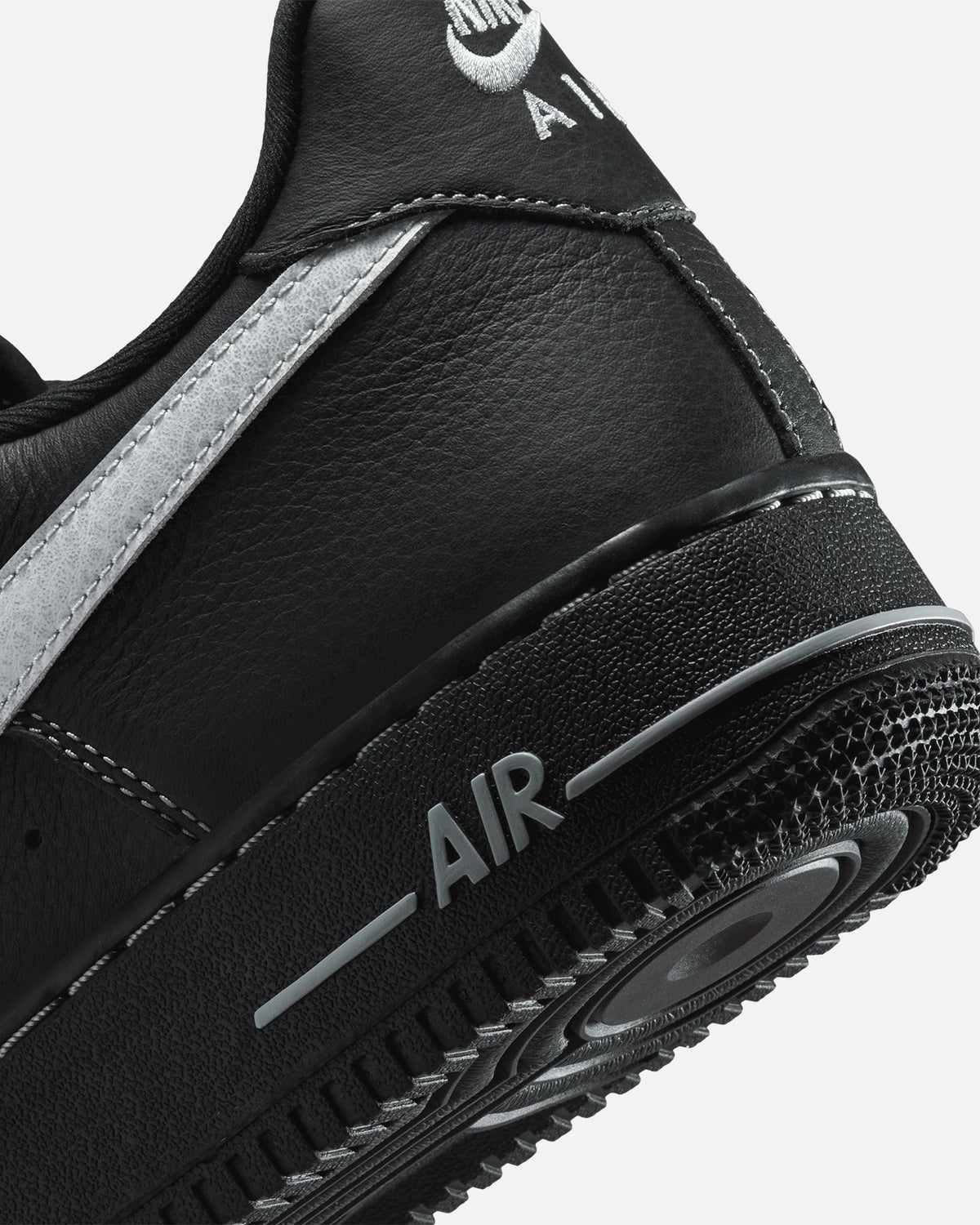 Nike Air Force 1 '07 LV8 Black/Grey