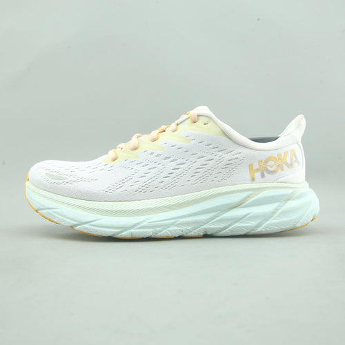 HOKA ONE ONE CLIFTON 8