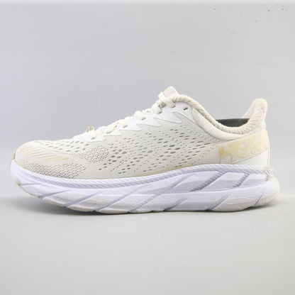HOKA ONE ONE CLIFTON 7