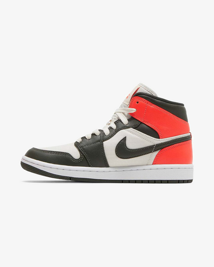 NIKE AIR JORDAN1 WMNS MID LIGHT OREWOOD