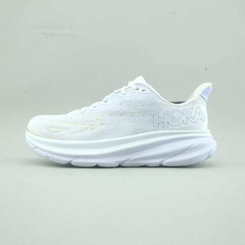 HOKA ONE ONE CLIFTON 9