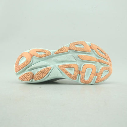 HOKA ONE ONE BONDI 8