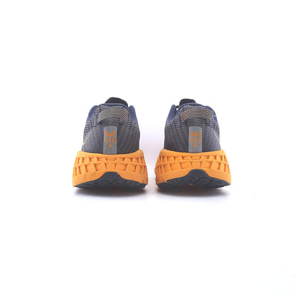 HOKA ONE ONE  SPEEDGOAT 4