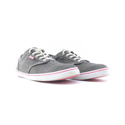 VANS AUTHENTIC