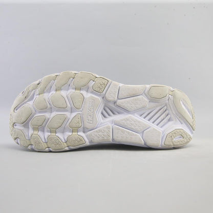 HOKA ONE ONE CLIFTON 7