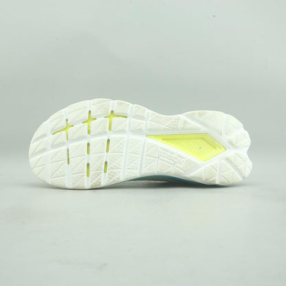 HOKA ONE ONE MACH 5
