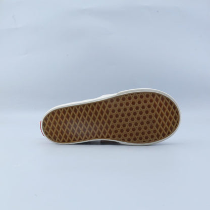 VANS OFF THE WALL