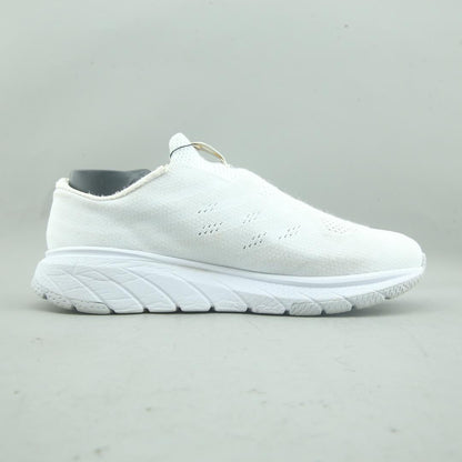 HOKA ONE ONE CAVU 3
